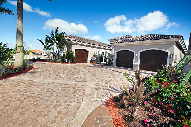 Best Interlocking Driveway Pavers  in Cheswold, DE